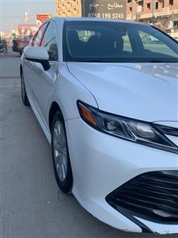 تۆیۆتا کامری